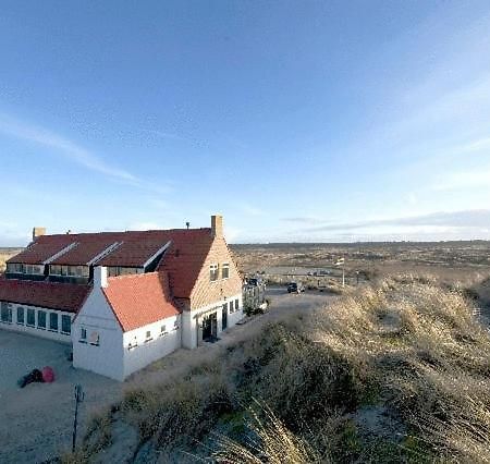 Strandhotel Terschelling B&B Formerum Exterior photo