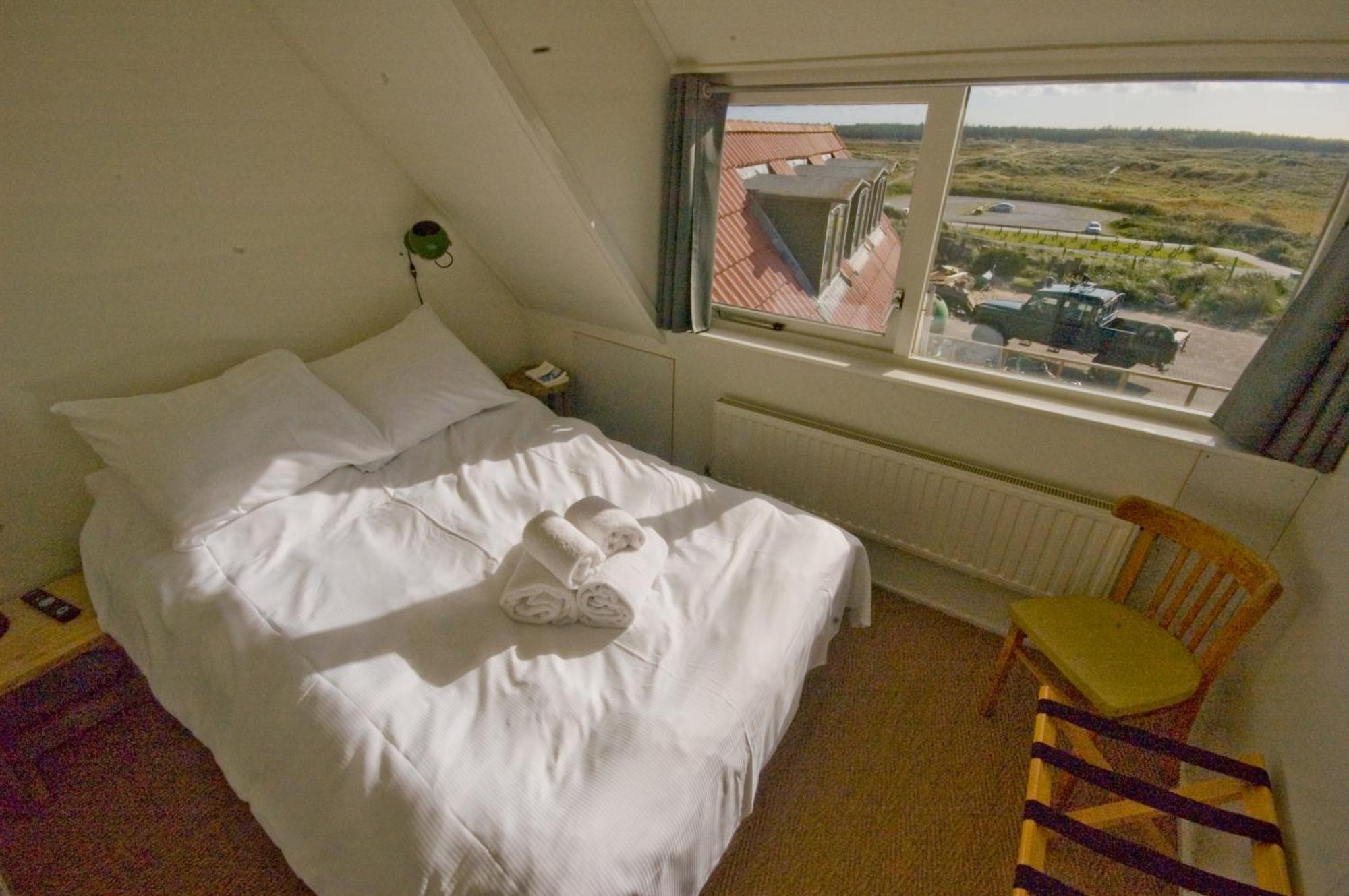 Strandhotel Terschelling B&B Formerum Exterior photo