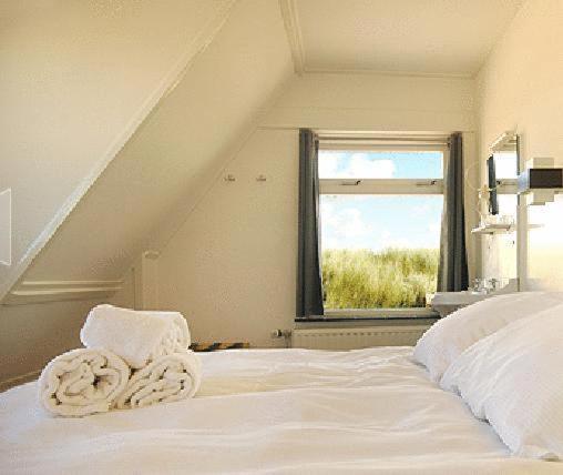Strandhotel Terschelling B&B Formerum Exterior photo