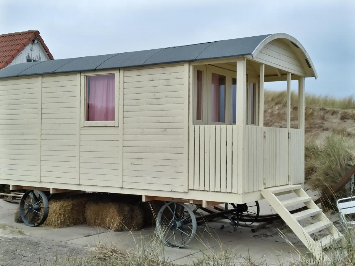 Strandhotel Terschelling B&B Formerum Exterior photo